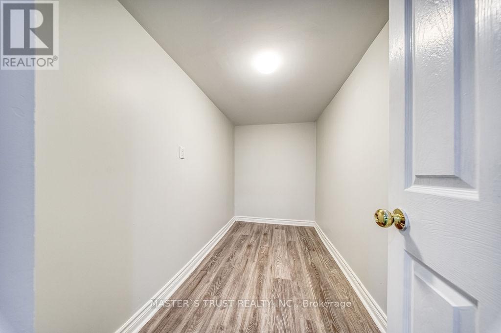 31 Goldhawk Trail, Toronto, Ontario  M1V 3R4 - Photo 38 - E12596436