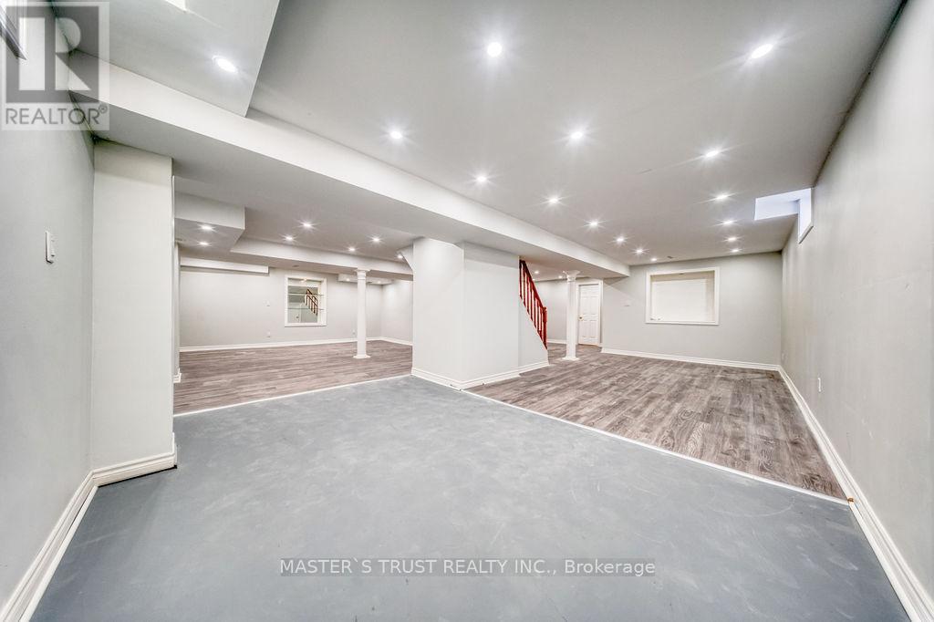 31 Goldhawk Trail, Toronto, Ontario  M1V 3R4 - Photo 34 - E12596436