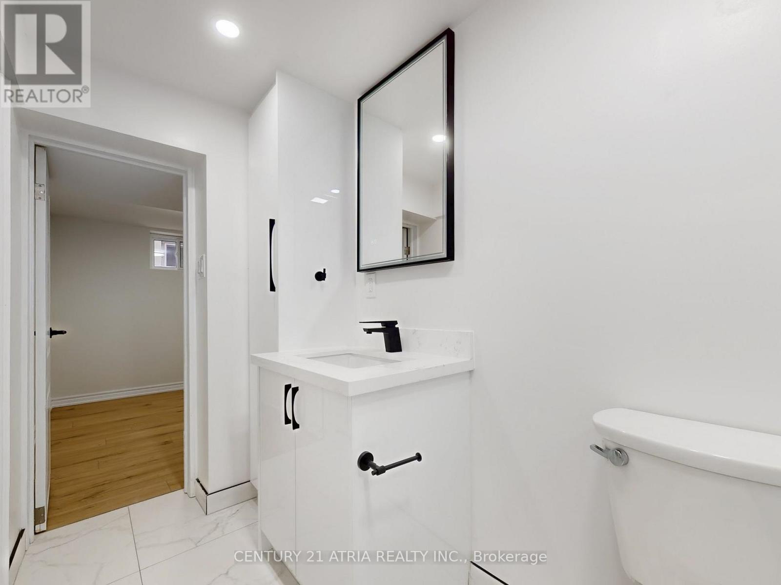 Lower A - 57 Saddle Ridge Drive, Toronto, Ontario  M4A 1Z6 - Photo 5 - C12648180