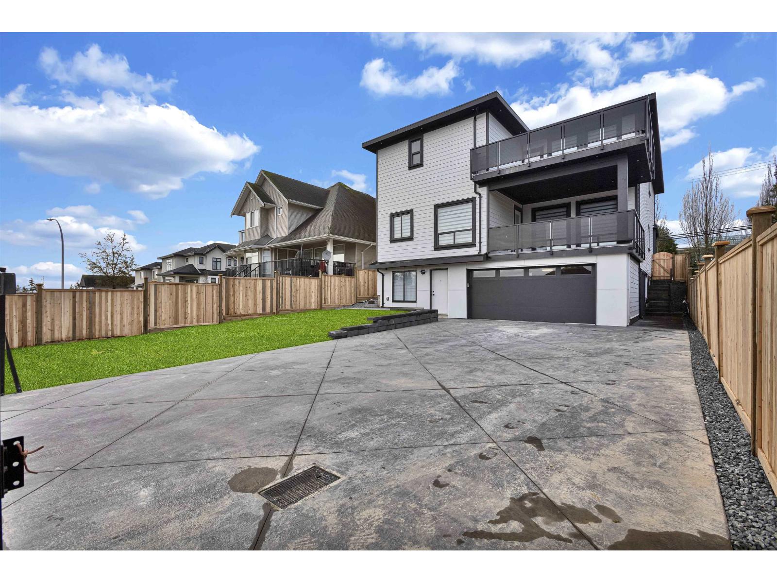 5712 144 Street, Surrey, British Columbia  V3X 1A7 - Photo 4 - R3074913