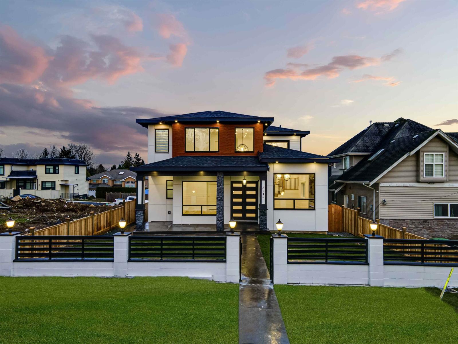 5712 144 STREET, Surrey, British Columbia