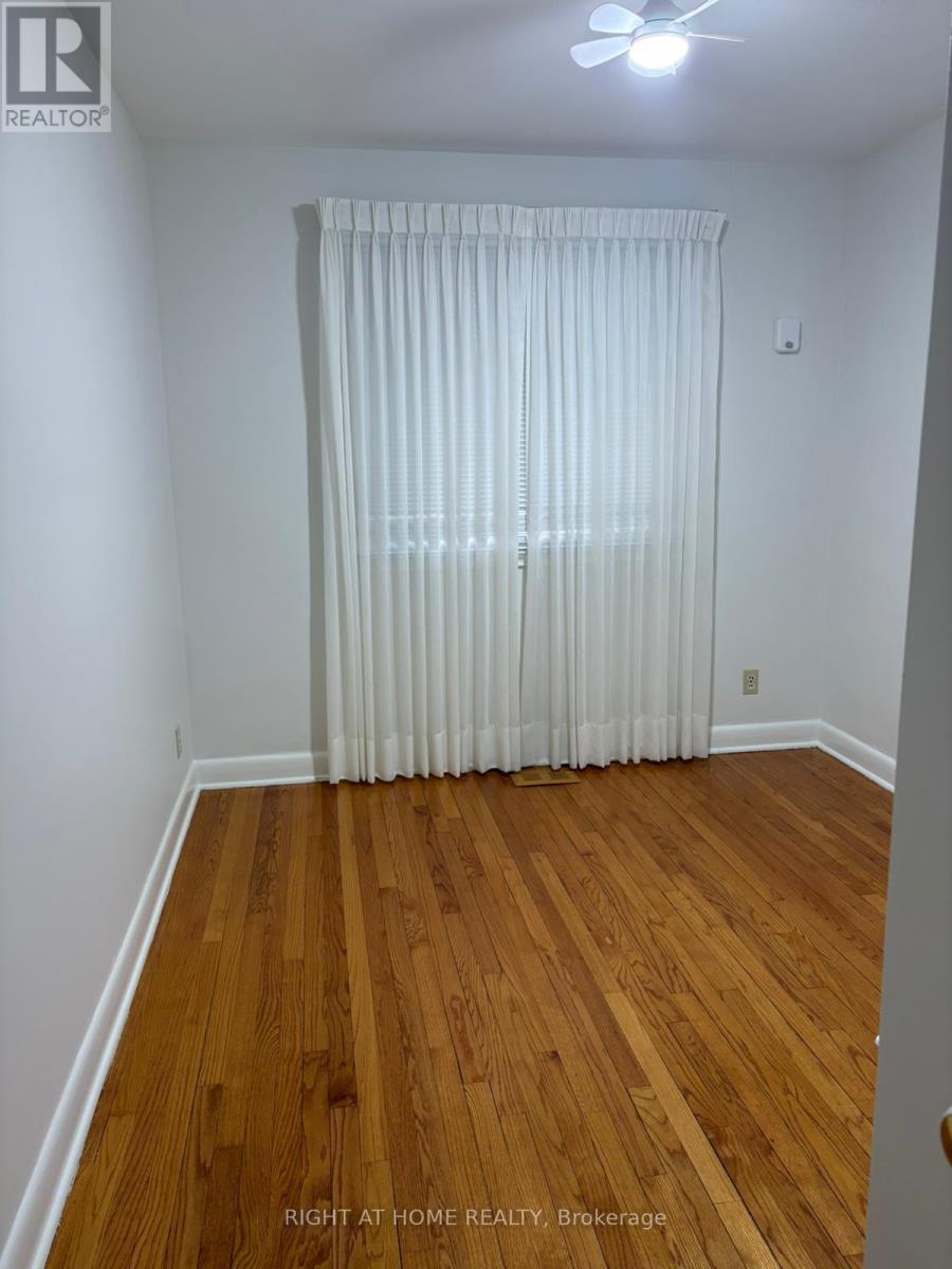 1987 Cochrane Street, Ottawa, Ontario  K1V 7R5 - Photo 9 - X12649786