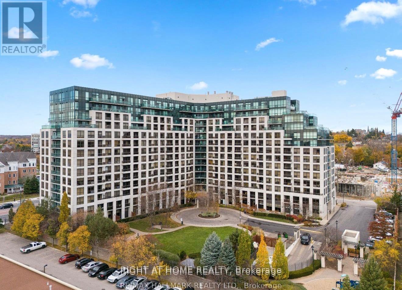 926 - 18 HARDING BOULEVARD, Richmond Hill, Ontario