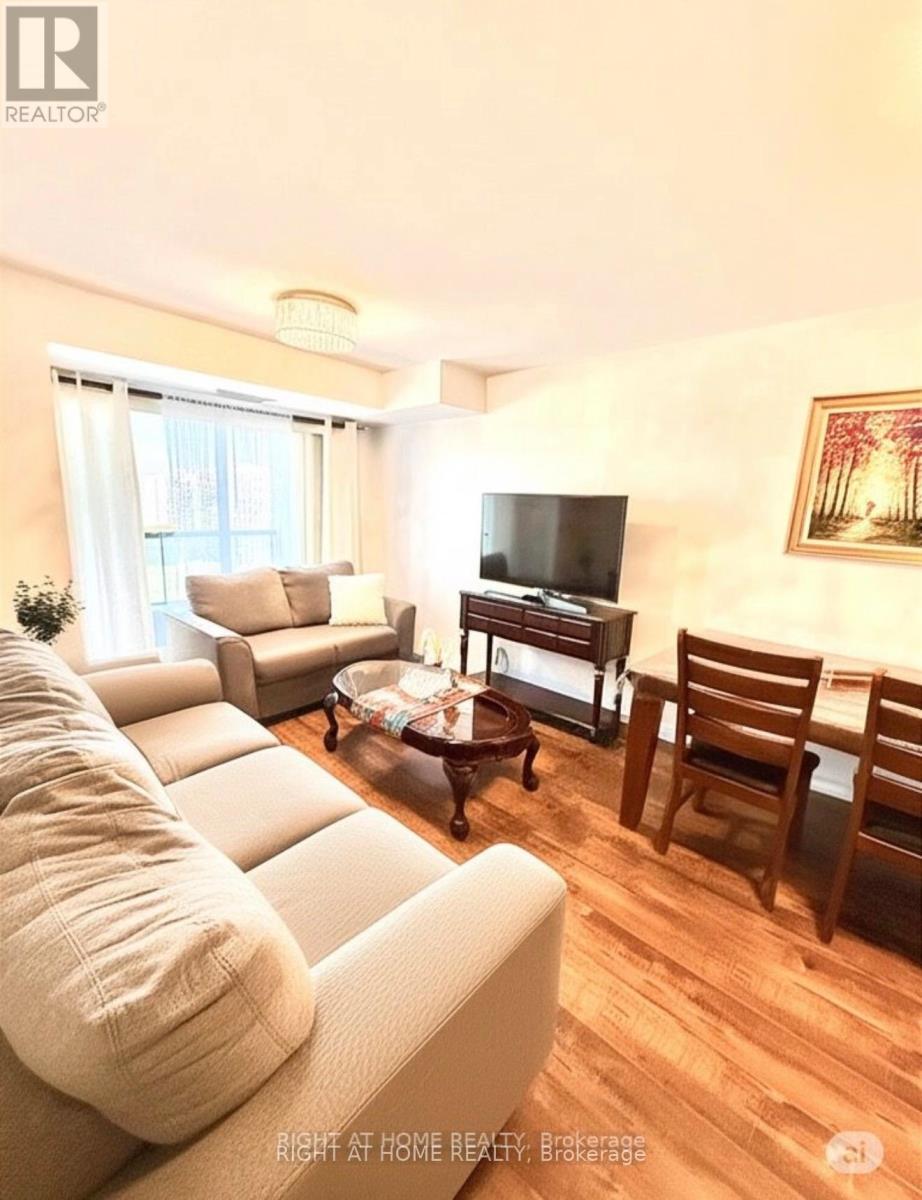 926 - 18 Harding Boulevard, Richmond Hill, Ontario  L4C 0T3 - Photo 5 - N12649950