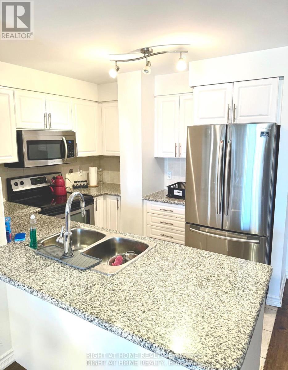 926 - 18 Harding Boulevard, Richmond Hill, Ontario  L4C 0T3 - Photo 6 - N12649950