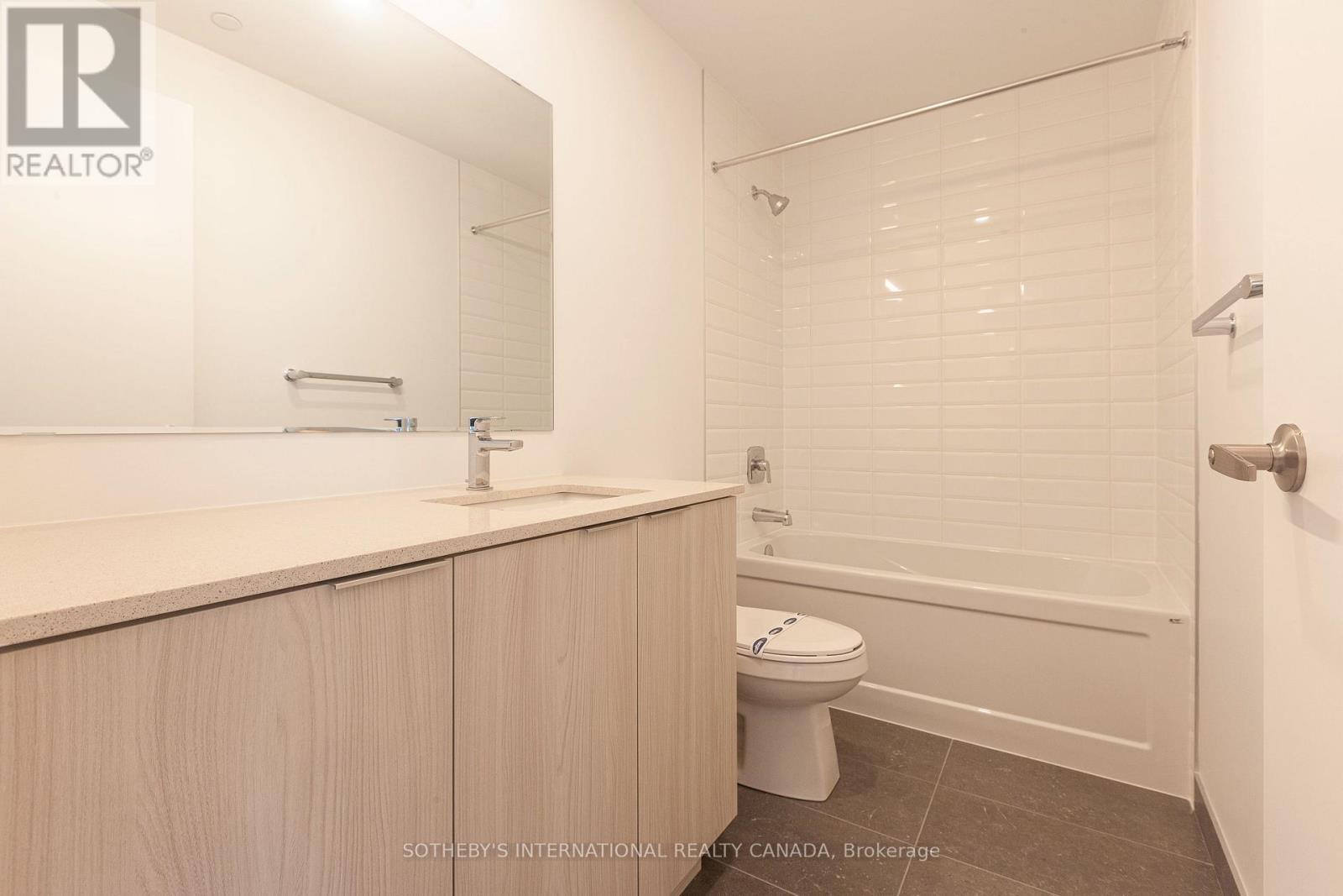 413 - 720 Whitlock Avenue, Milton, Ontario  L9E 2B5 - Photo 16 - W12649508