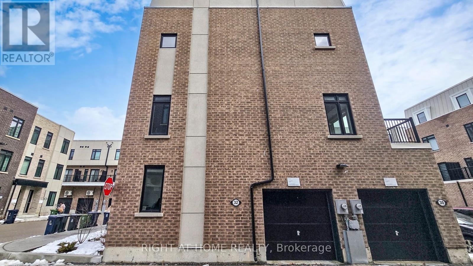 32 Spruce Pines Crescent, Toronto, Ontario  M4A 2X2 - Photo 28 - C12649958