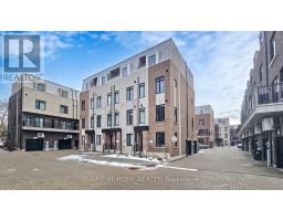 32 SPRUCE PINES CRESCENT, Toronto, Ontario