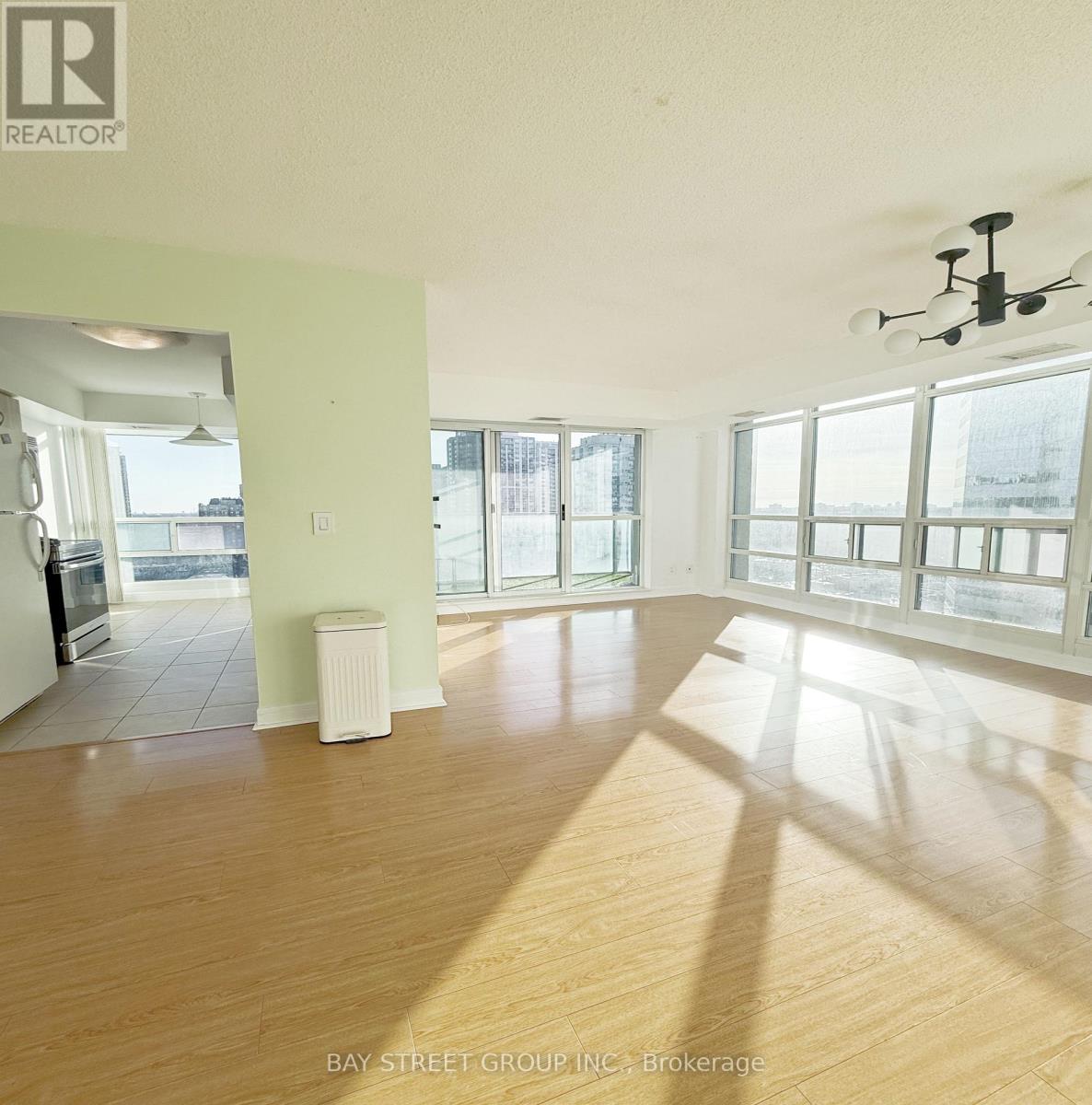 1802 - 31 BALES AVENUE, Toronto, Ontario