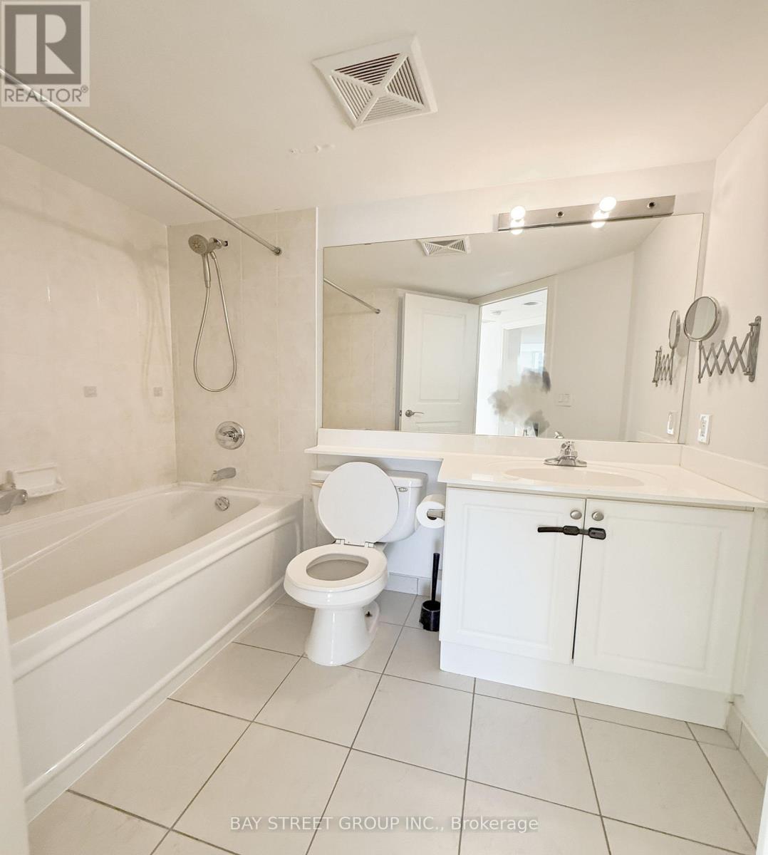 1802 - 31 Bales Avenue, Toronto, Ontario  M2N 7L6 - Photo 14 - C12649960