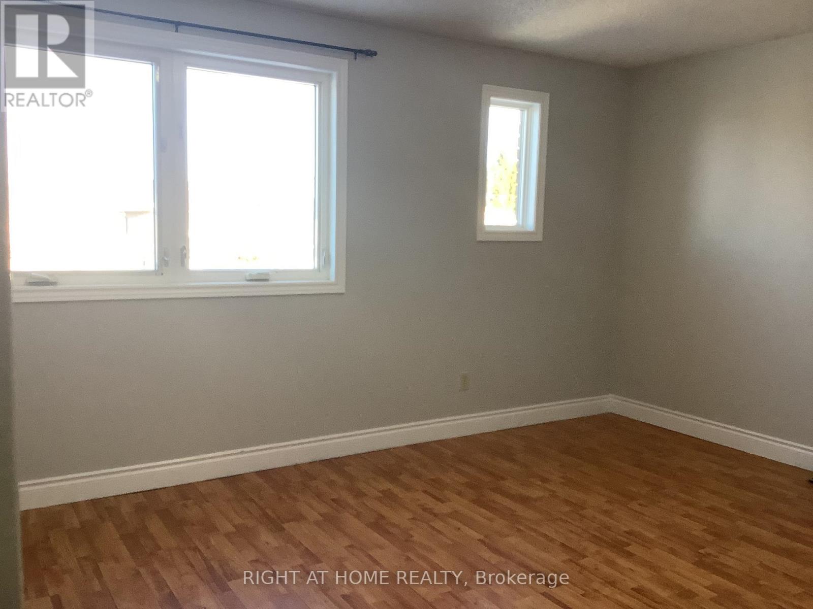 11 Rosenfeld Drive, Barrie, Ontario  L4M 5X3 - Photo 17 - S12649962