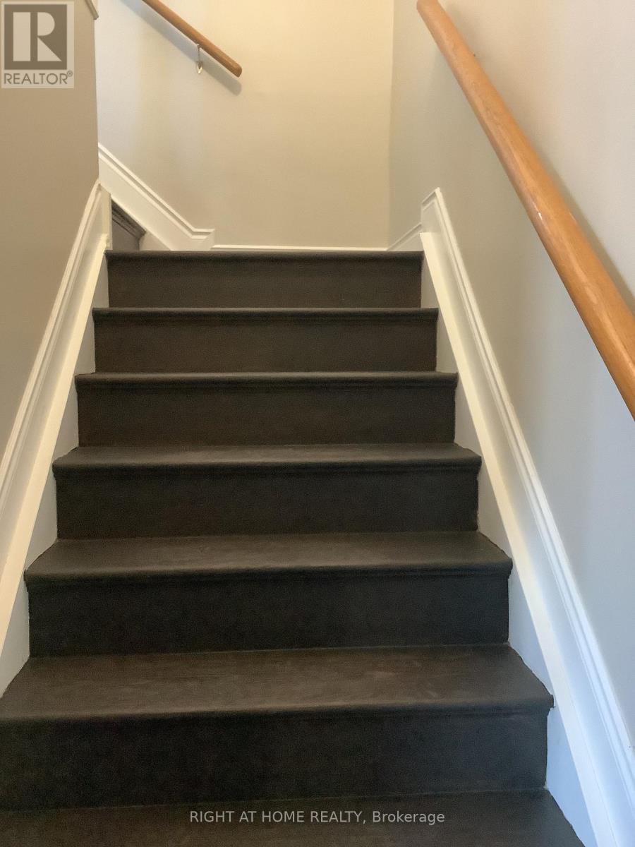 11 Rosenfeld Drive, Barrie, Ontario  L4M 5X3 - Photo 23 - S12649962