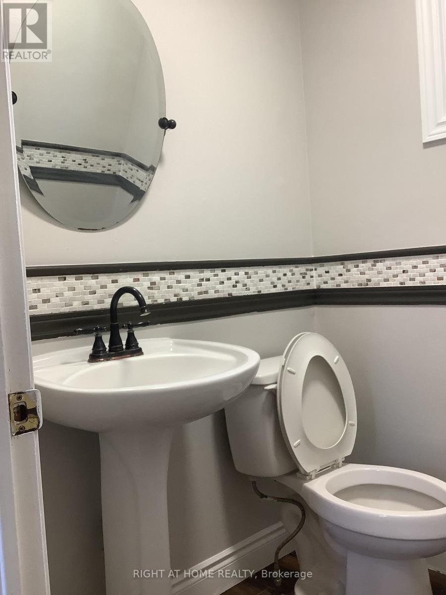 11 Rosenfeld Drive, Barrie, Ontario  L4M 5X3 - Photo 25 - S12649962