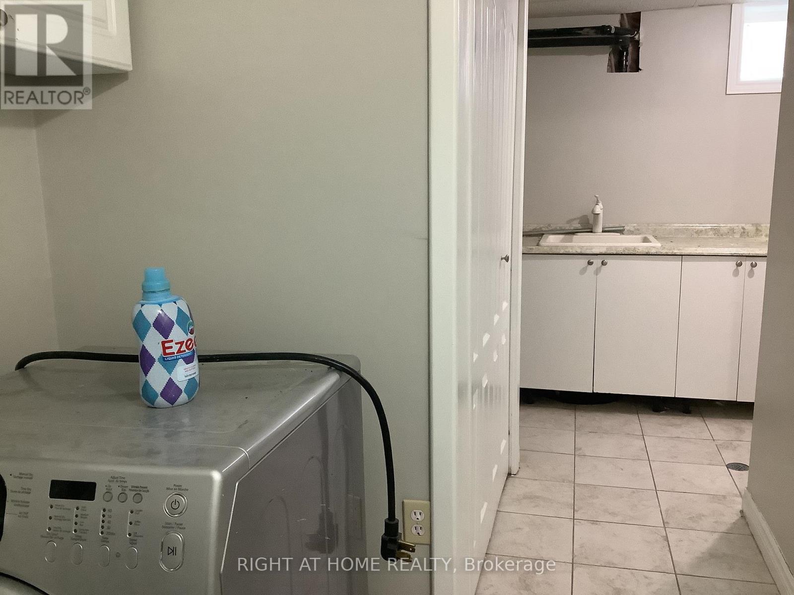 11 Rosenfeld Drive, Barrie, Ontario  L4M 5X3 - Photo 31 - S12649962