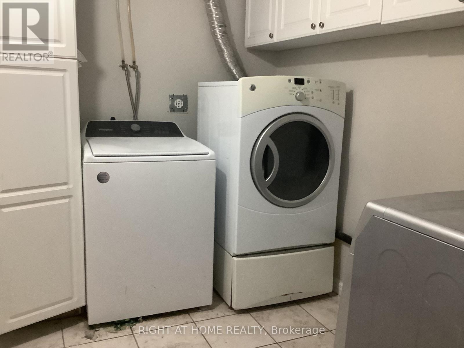 11 Rosenfeld Drive, Barrie, Ontario  L4M 5X3 - Photo 33 - S12649962