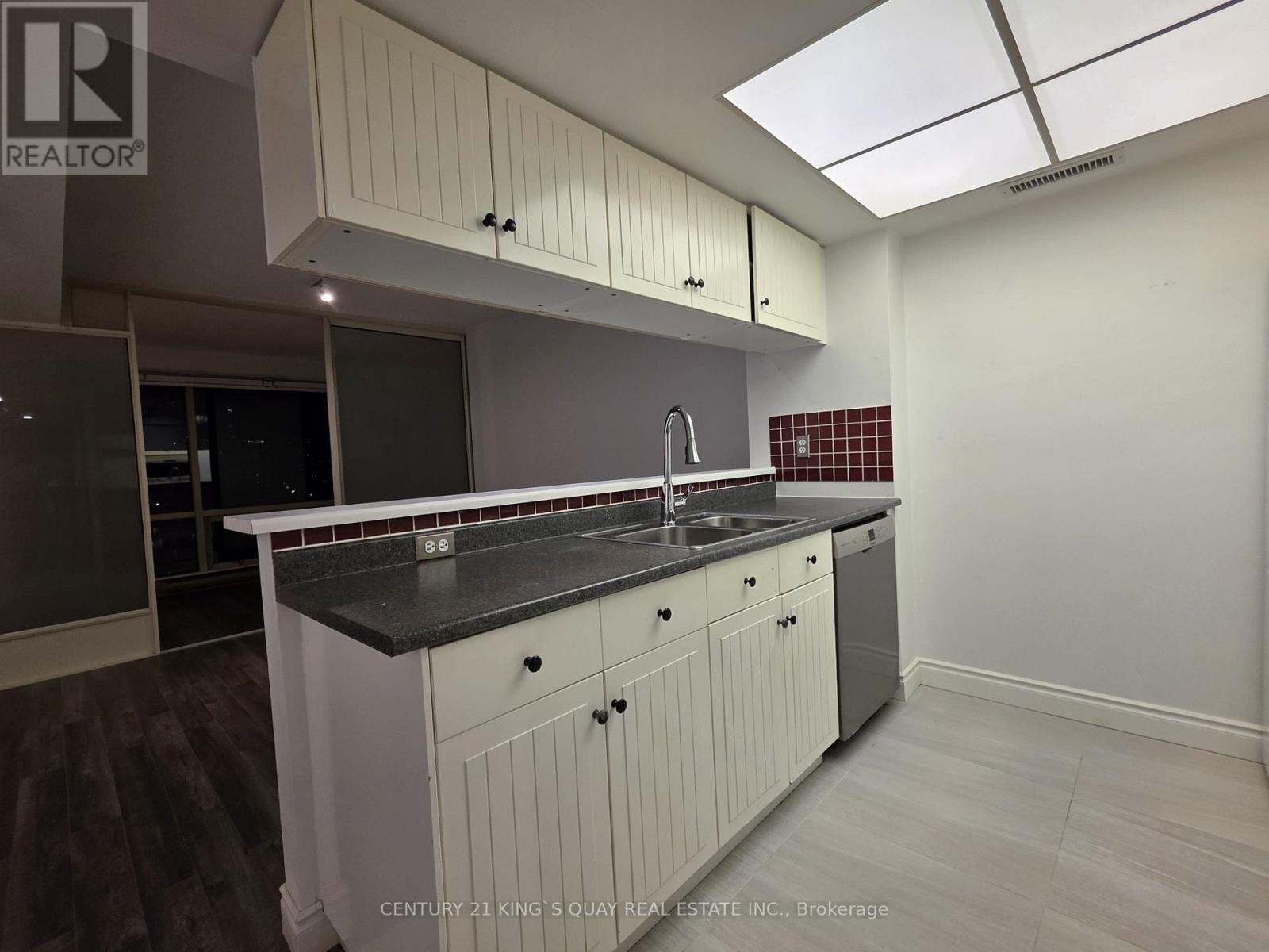 2513 - 1001 Bay Street, Toronto, Ontario  M5S 3A6 - Photo 5 - C12649970