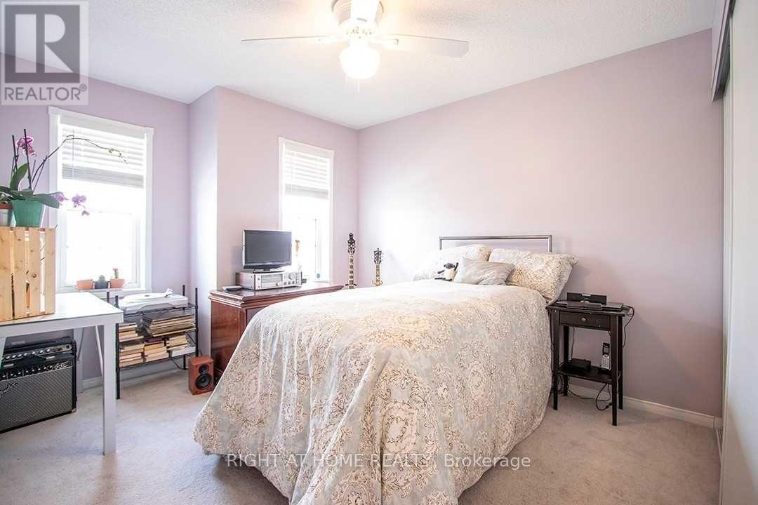 15 Bexley Crescent, Whitby, Ontario  L1M 2C7 - Photo 10 - E12477566