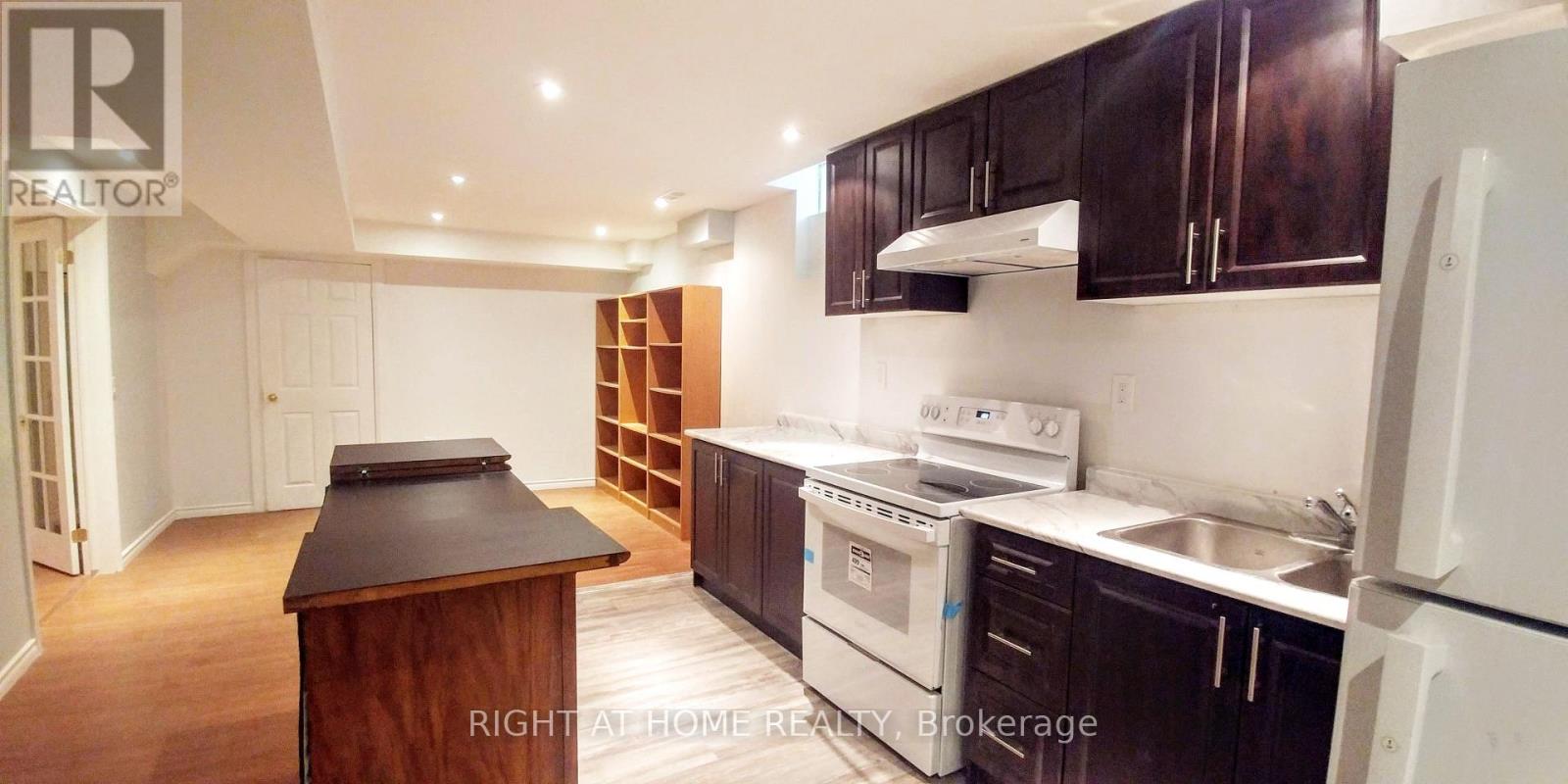 15 Bexley Crescent, Whitby, Ontario  L1M 2C7 - Photo 22 - E12477566