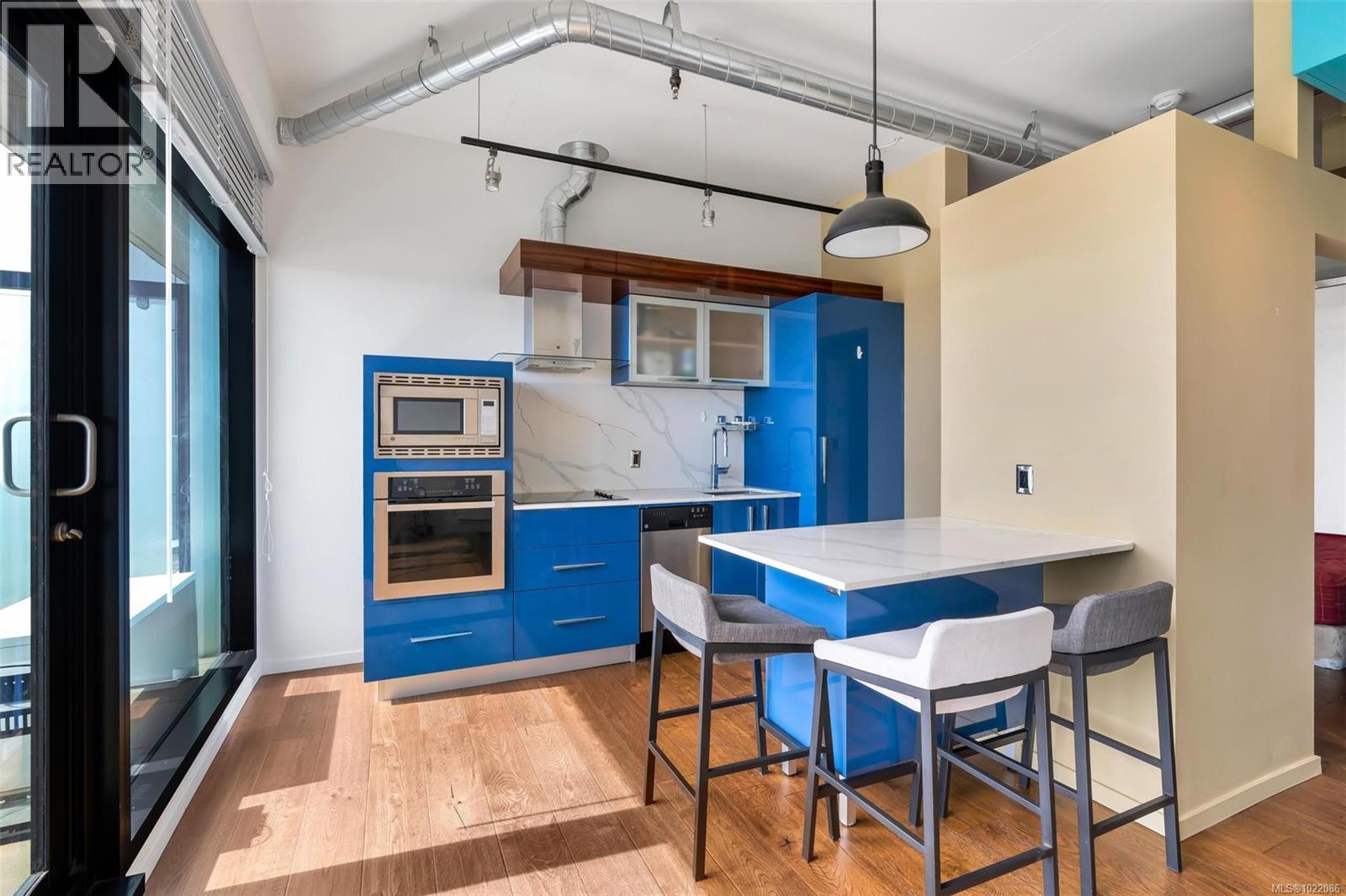 908 1029 View St, Victoria, British Columbia  V8V 0C9 - Photo 6 - 1022086