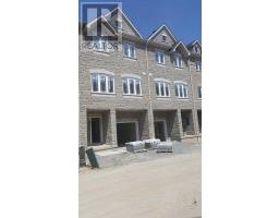 12 WATERSTONE WAY, Whitby, Ontario