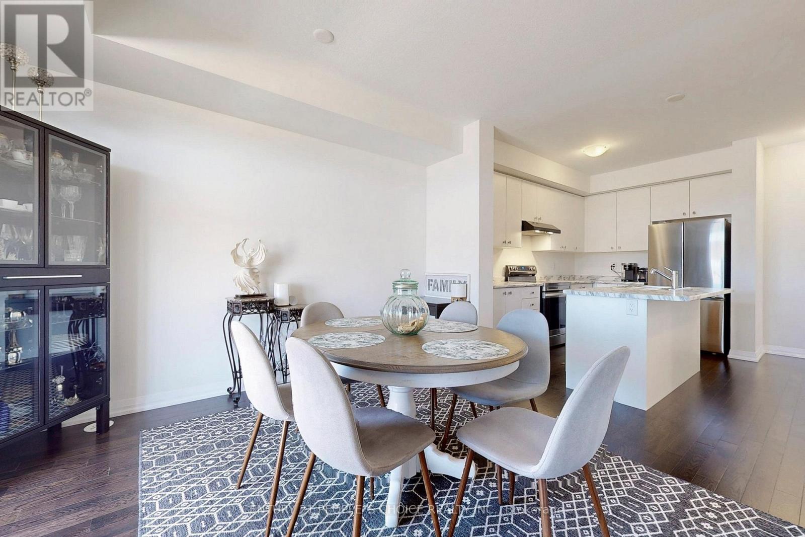 19 Central Market Drive, Haldimand, Ontario  N3W 0J3 - Photo 4 - X12644494