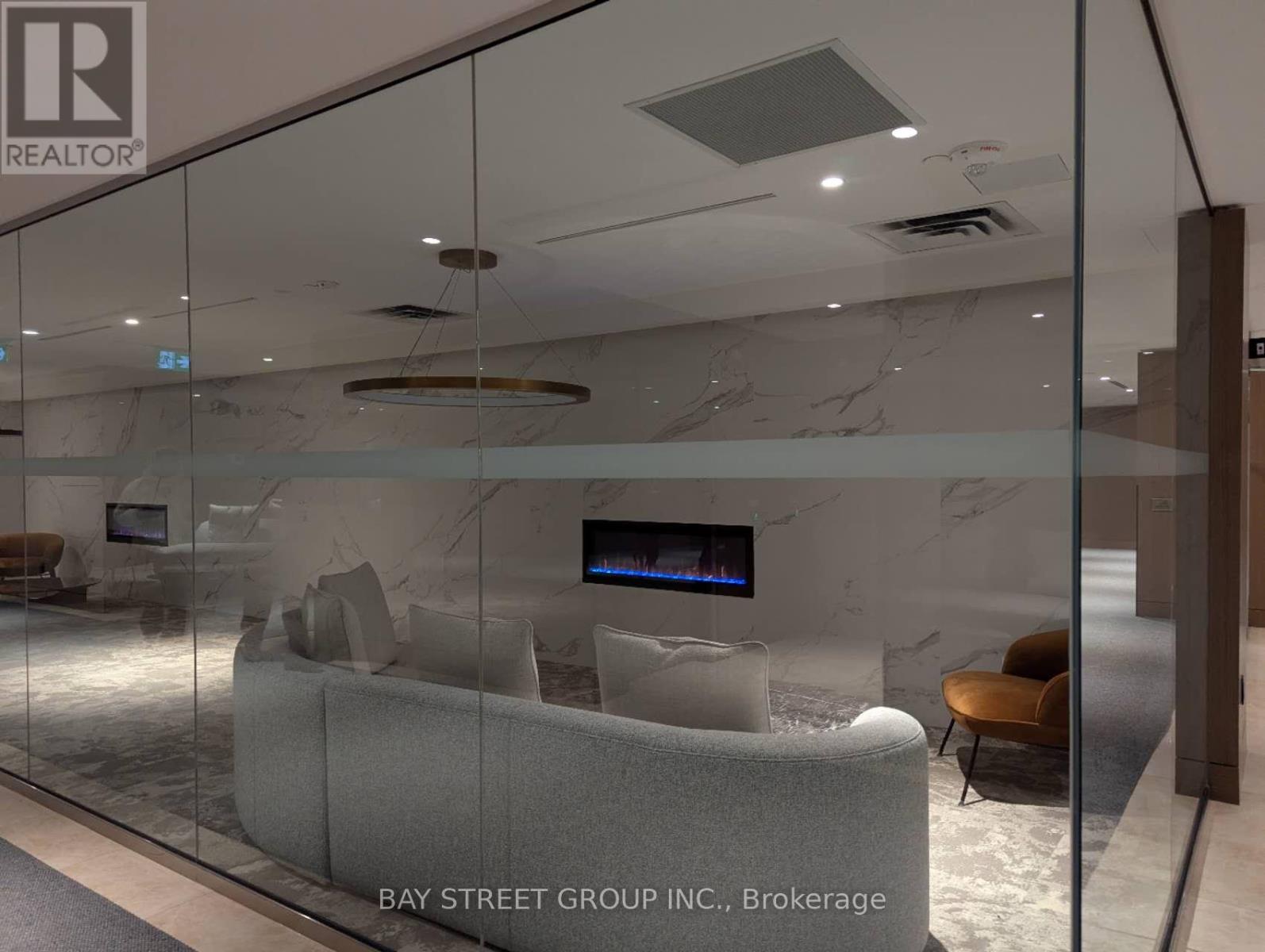 4210 - 1 Concord Cityplace Way, Toronto, Ontario  M5V 0X3 - Photo 4 - C12649982