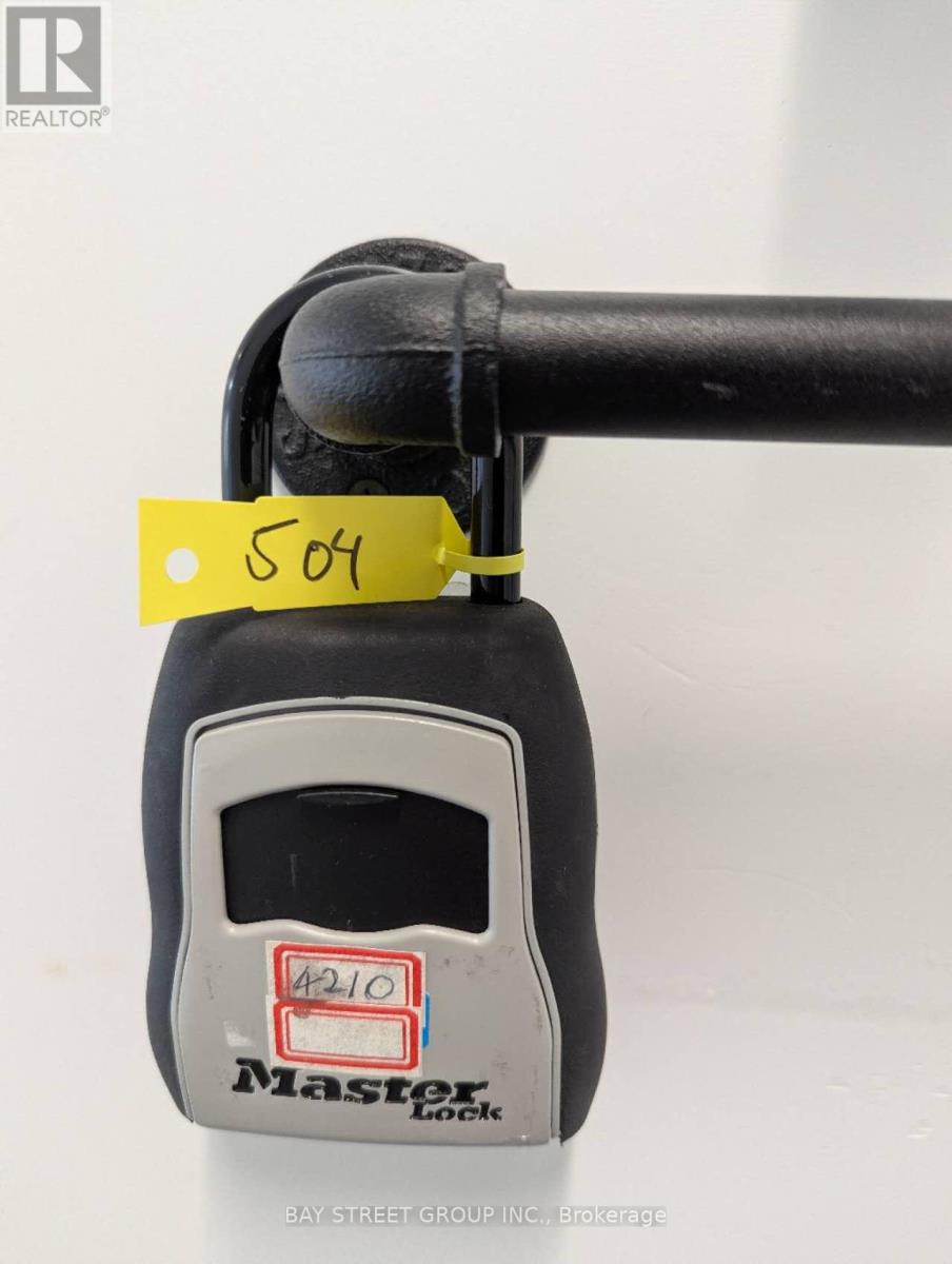 4210 - 1 Concord Cityplace Way, Toronto, Ontario  M5V 0X3 - Photo 8 - C12649982