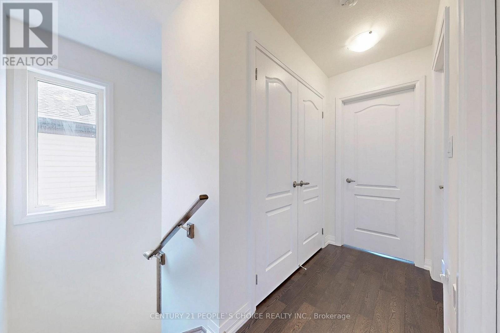 19 Central Market Drive, Haldimand, Ontario  N3W 0J3 - Photo 11 - X12644494