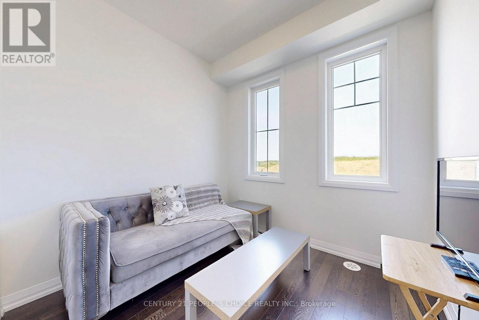 19 Central Market Drive, Haldimand, Ontario  N3W 0J3 - Photo 16 - X12644494