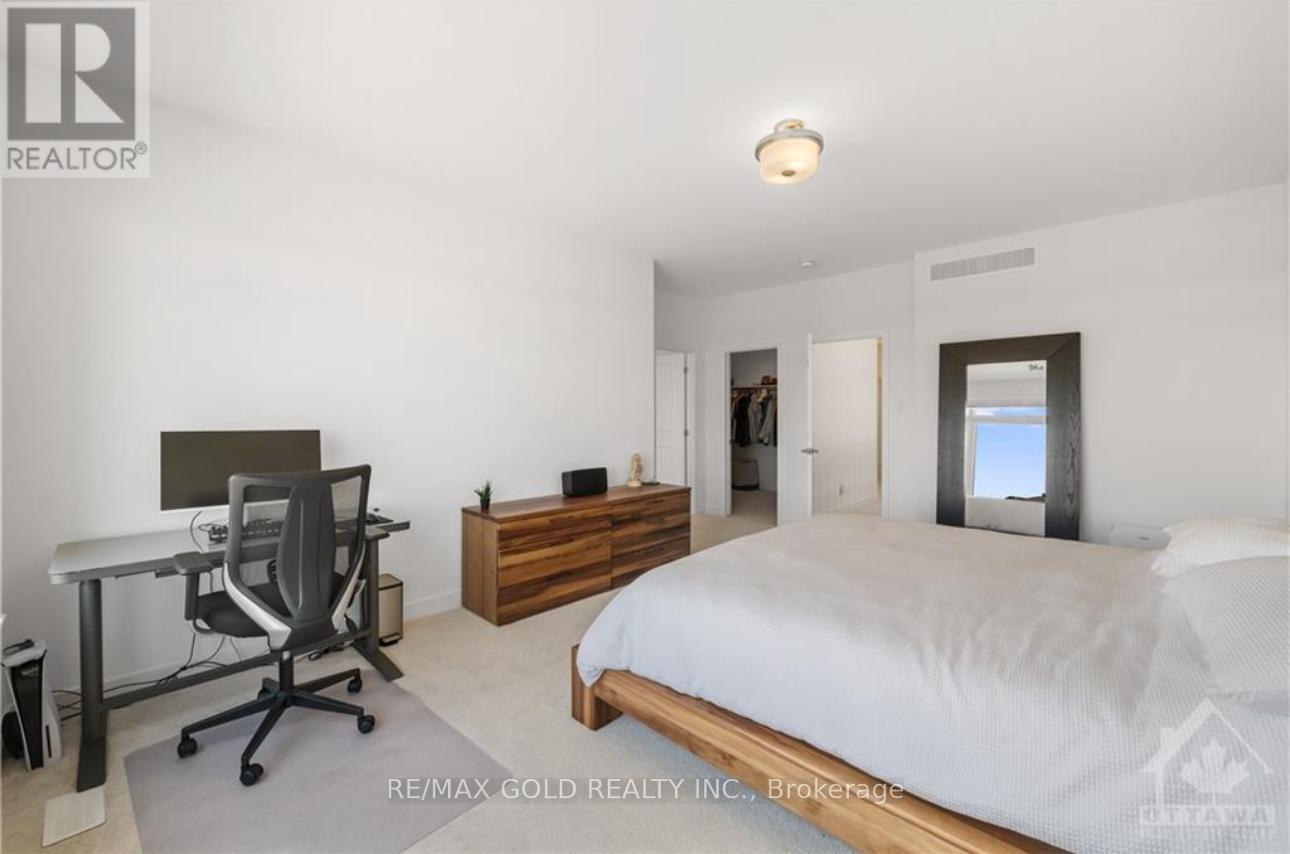 344 Monticello Avenue, Ottawa, Ontario  K2S 2S5 - Photo 15 - X12649986