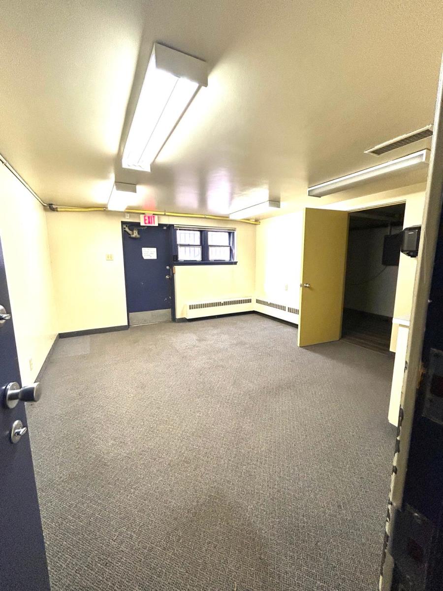 8951  82 Avenue, Edmonton, Alberta  T6C 0Z2 - Photo 34 - 43690782