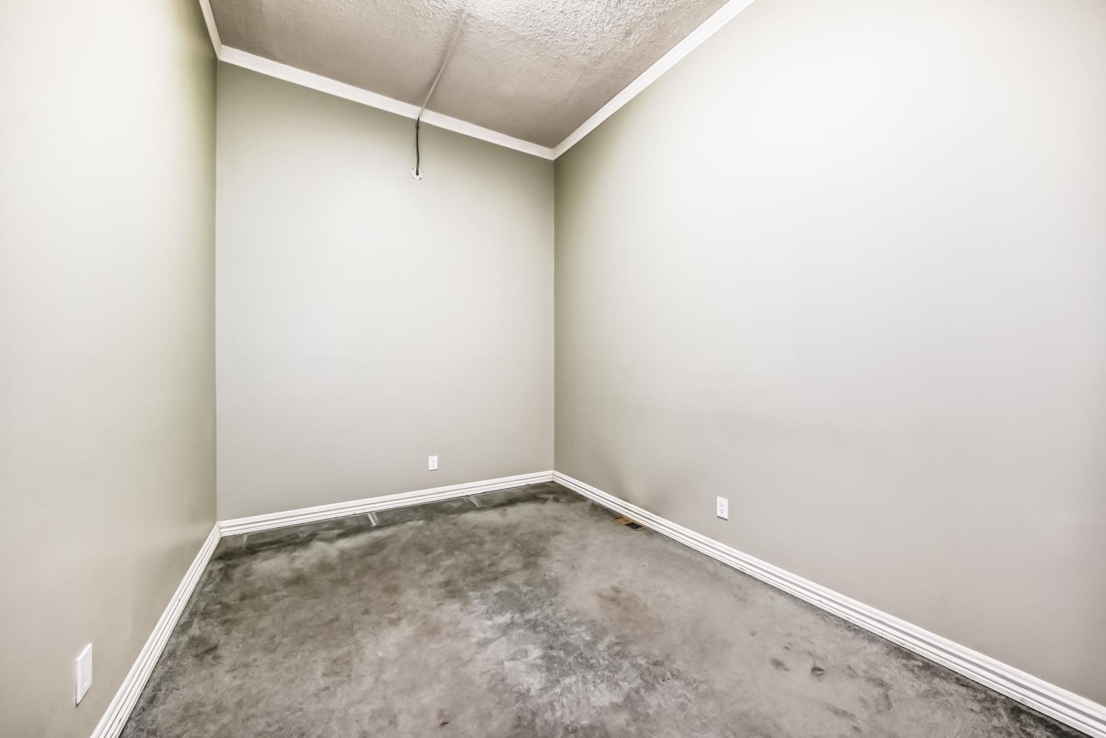 10969  101 Street, Edmonton, Alberta  T5H 2S9 - Photo 10 - 43862273