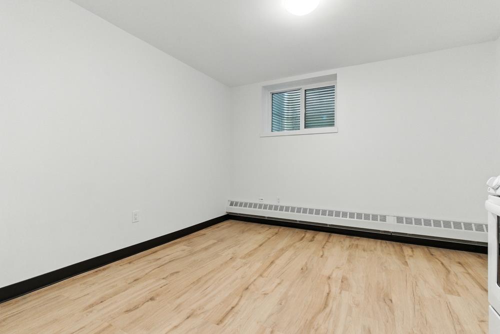 9517  103 Ave Nw, Edmonton, Alberta  T5H 0G8 - Photo 2 - 43868575