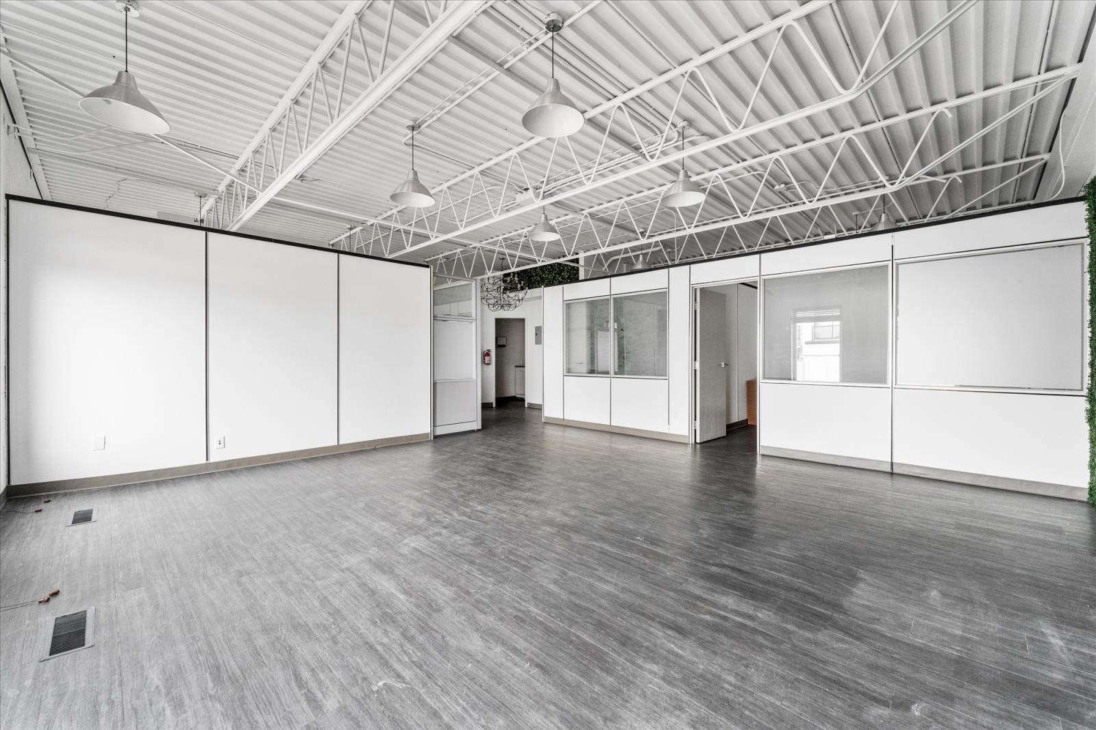 10041  81 Ave Nw, Edmonton, Alberta  T6E 1W7 - Photo 3 - 43920919