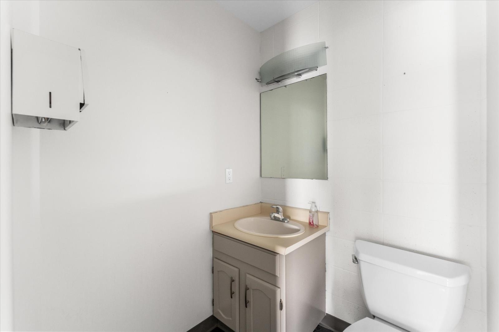 10041  81 Ave Nw, Edmonton, Alberta  T6E 1W7 - Photo 9 - 43920919