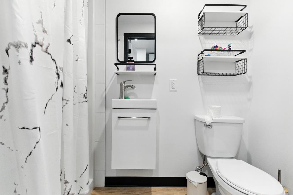 9517  103 Ave Nw, Edmonton, Alberta  T5H 0G8 - Photo 13 - 43868575