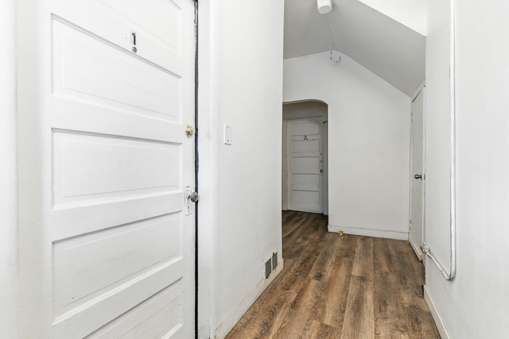 10260  95 St, Edmonton, Alberta  T5H 2B5 - Photo 11 - 43870207