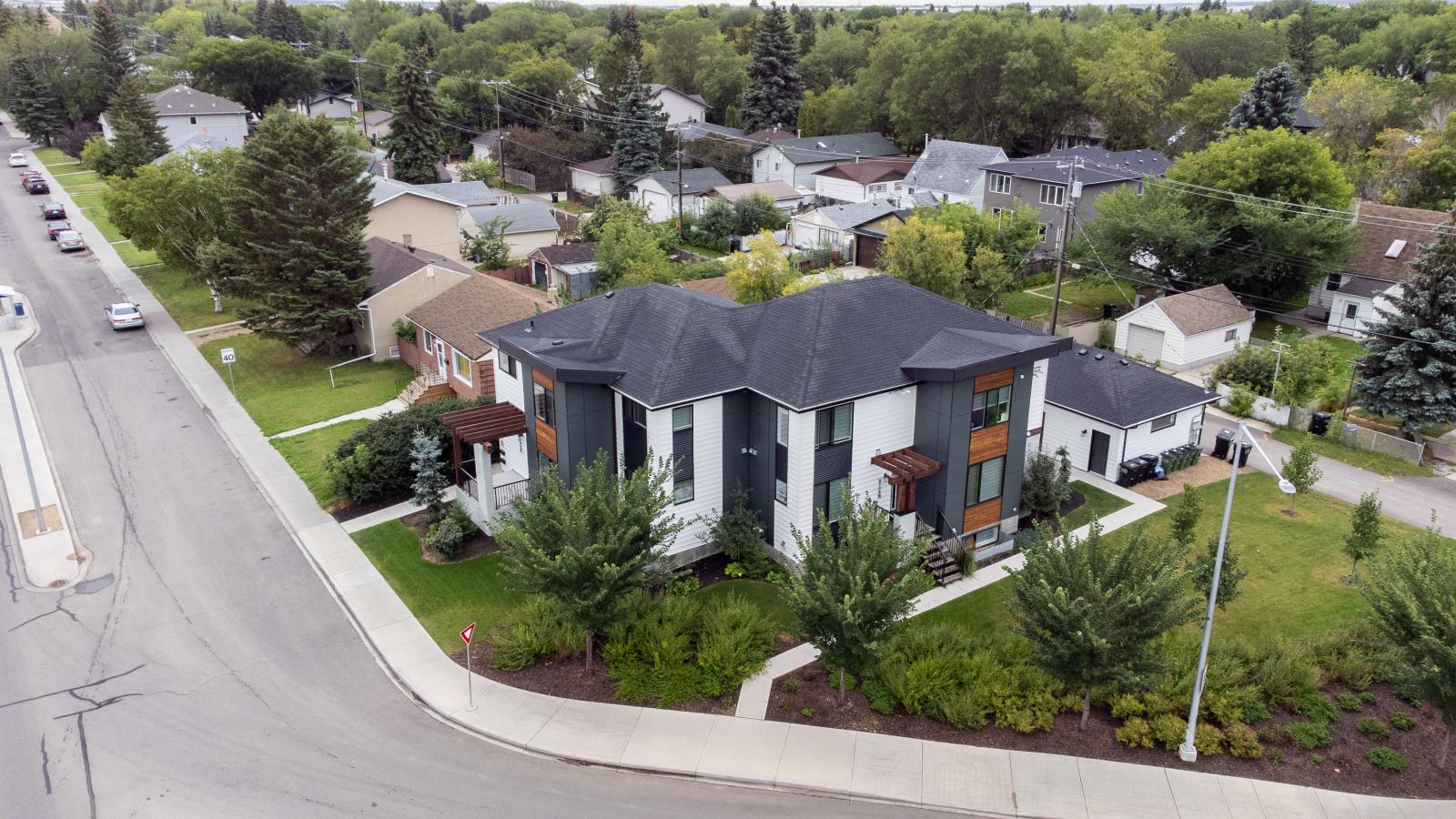 8145  82 Avenue, Edmonton, Alberta  T6C 0Y3 - Photo 9 - 44028319