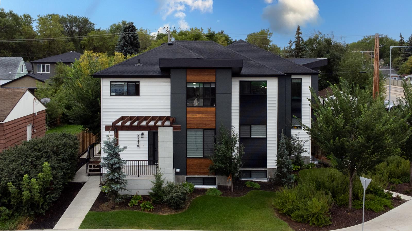 8145  82 Avenue, Edmonton, Alberta  T6C 0Y3 - Photo 2 - 44028319