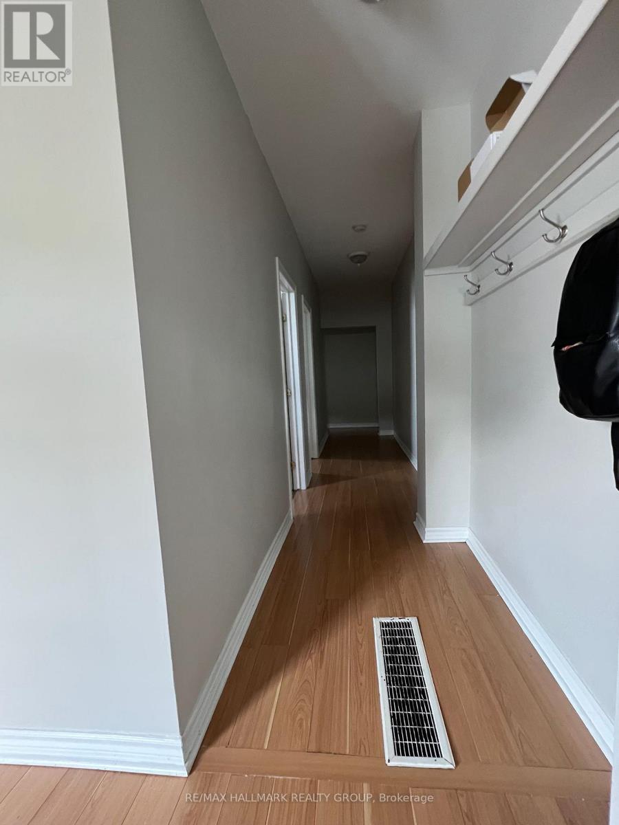 A - 18 Jolliet Avenue, Ottawa, Ontario  K1L 5H5 - Photo 3 - X12649992