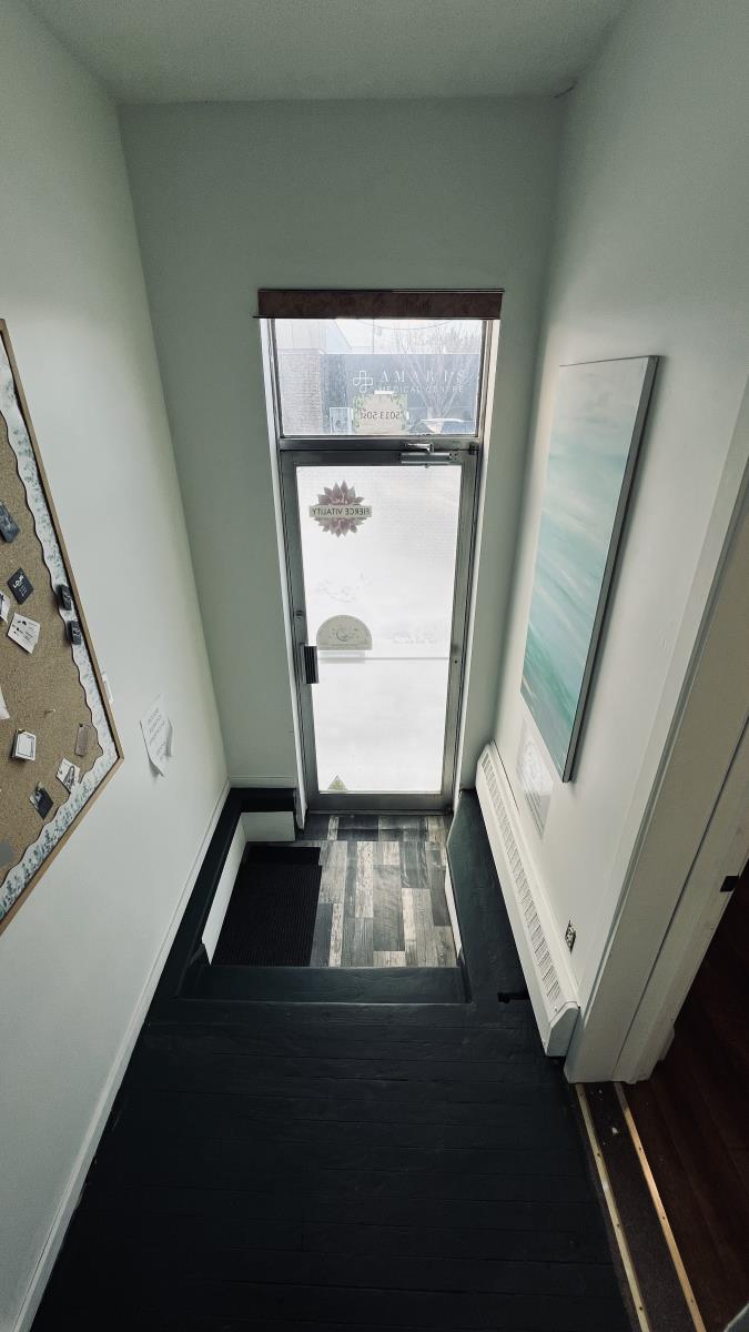 5011  50 St, Stony Plain, Alberta  T7Z 1T3 - Photo 4 - 43990964