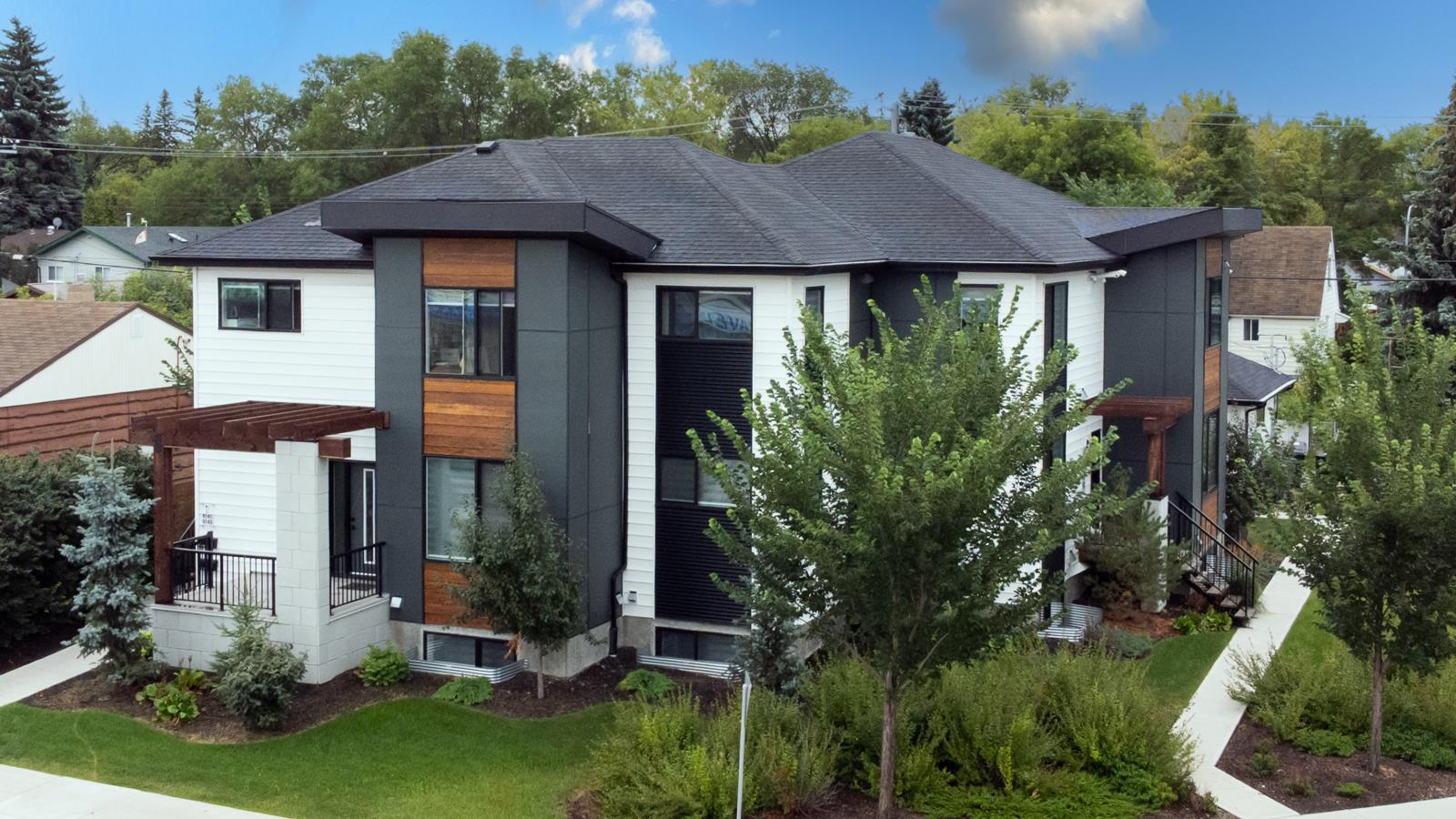 8145  82 Avenue, Edmonton, Alberta  T6C 0Y3 - Photo 1 - 44028319