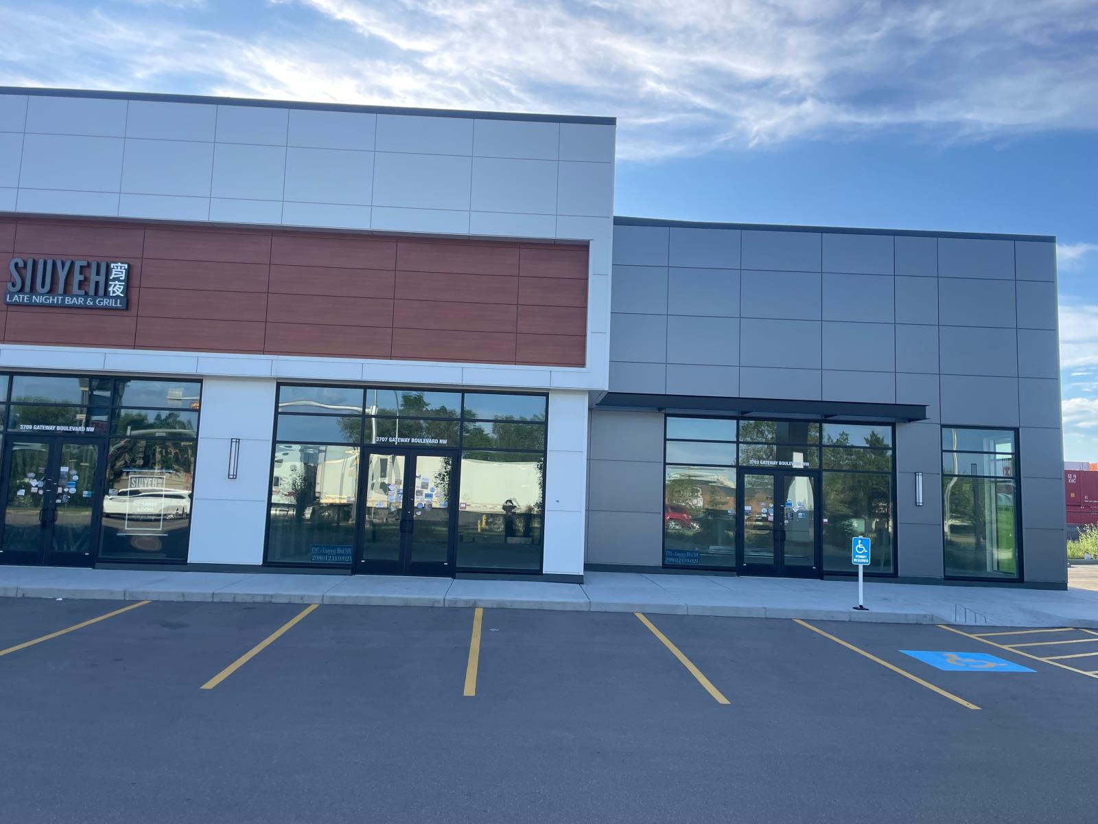 3707  Gateway Blvd Nw, Edmonton, Alberta  T6J 5V5 - Photo 7 - 43983043