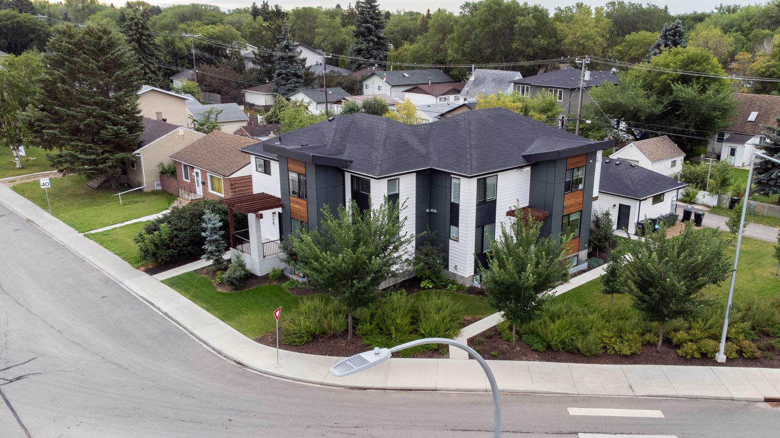 8145  82 Avenue, Edmonton, Alberta  T6C 0Y3 - Photo 21 - 44028319