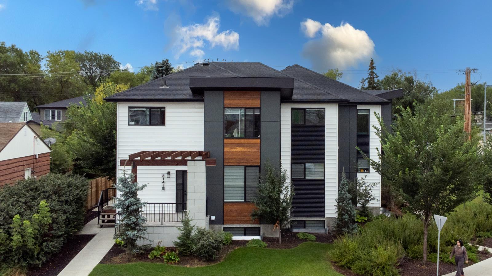 8145  82 Avenue, Edmonton, Alberta  T6C 0Y3 - Photo 5 - 44028319