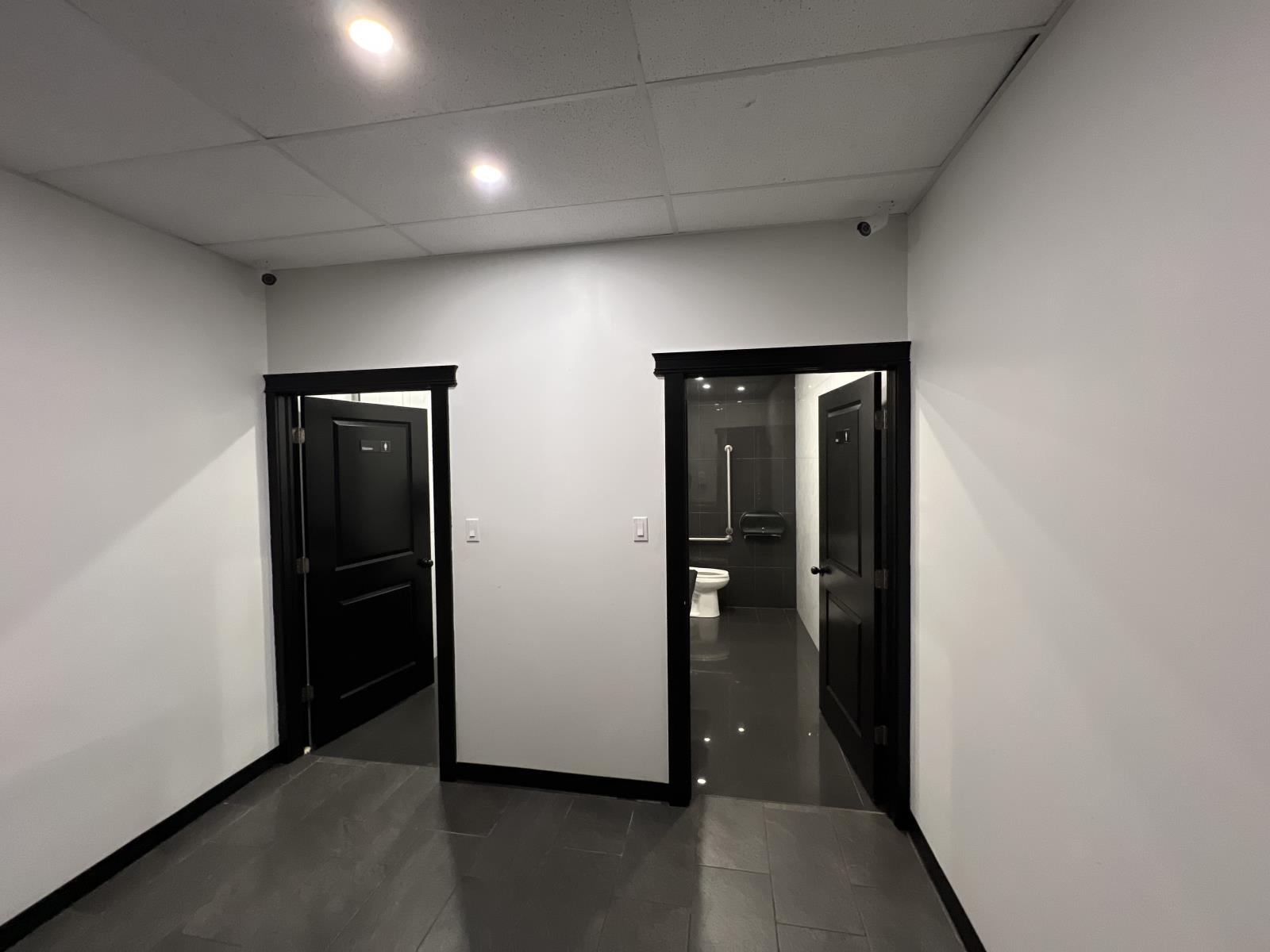 326  Saddleback Rd Nw, Edmonton, Alberta  T6J 4R7 - Photo 17 - 44023036