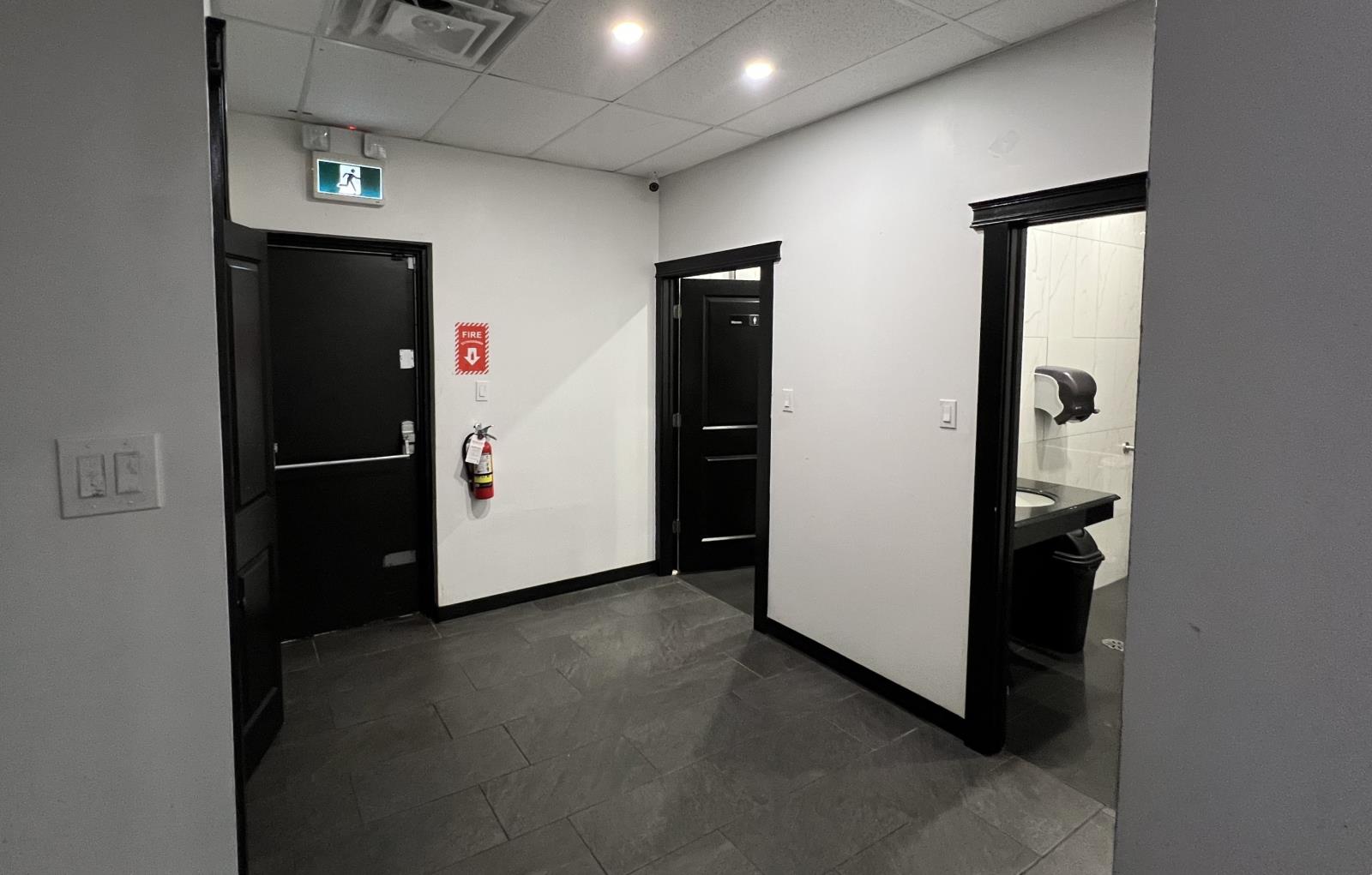 326  Saddleback Rd Nw, Edmonton, Alberta  T6J 4R7 - Photo 58 - 44023036