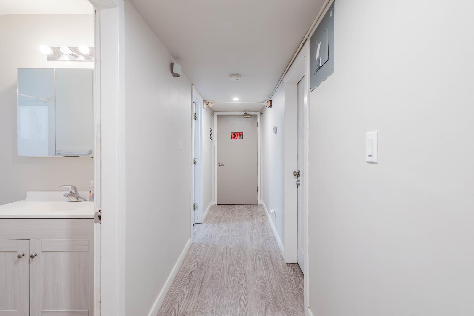 8504  98 Street, Edmonton, Alberta  T6E 3M3 - Photo 26 - 44046325