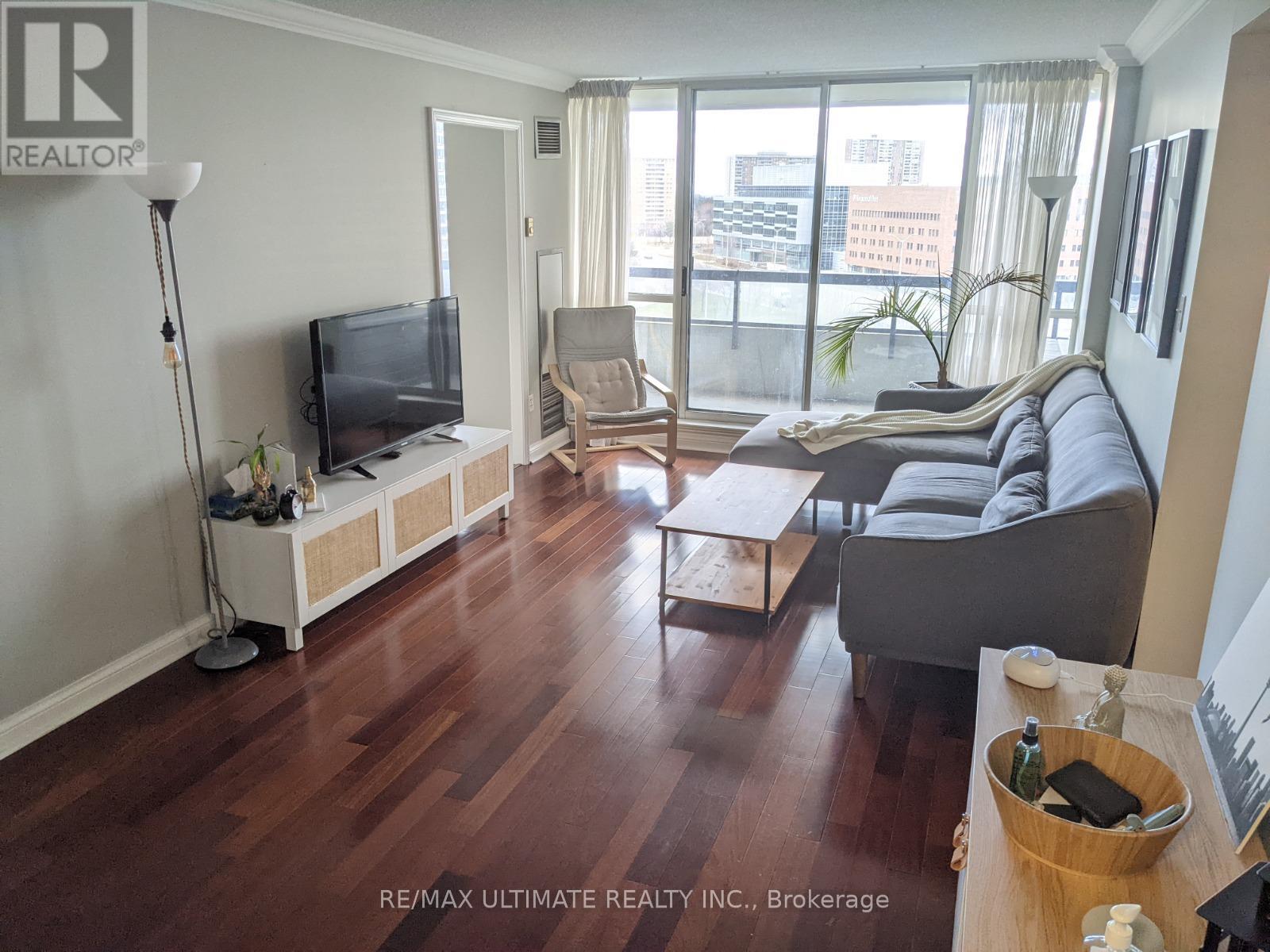 704 - 22 Hanover Road, Brampton, Ontario  L6S 5K7 - Photo 7 - W12649990