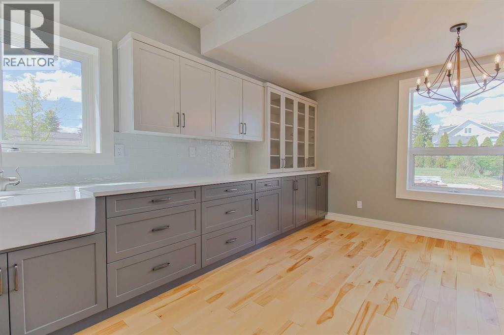 96s 100w, Raymond, Alberta  T0K 2S0 - Photo 8 - A2223523